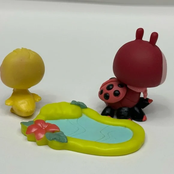 Littlest Pet Shop Ladybug and Chick - Picture 2 of 3